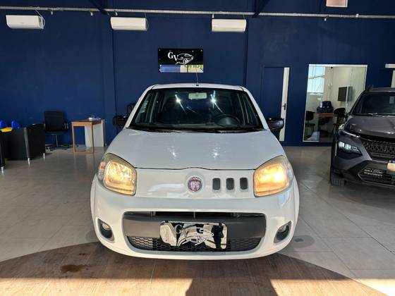 FIAT UNO 1.0 EVO VIVACE 8V FLEX 4P MANUAL FIAT UNO 1.0 EVO VIVACE 8V FLEX 4P MANUAL